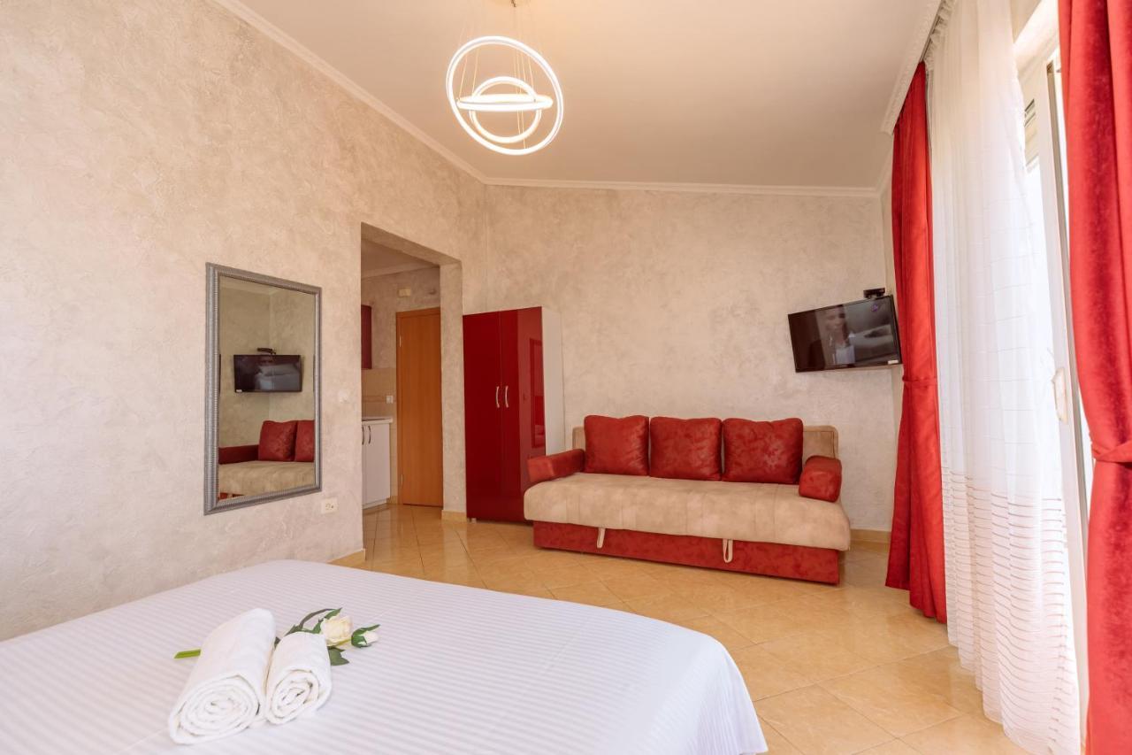 Ani Apartmani Dobra Voda Bagian luar foto